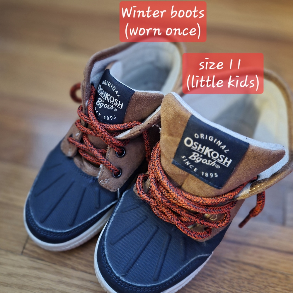 OshKosh B'gosh Kids Boots - Navy and Tan